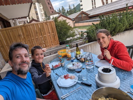 PXL 20230811 181157375